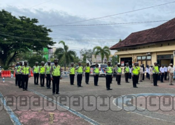 Sat Lantas Polres Pinrang Lakukan Latihan 12 Gerakan Lalu Lintas Untuk Meningkatkan Kemampuan Di Lapangan
