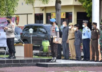 Kapolres Pinrang Pimpin Apel Deklarasi Pembangunan Zona Integritas Polres Pinrang Menuju WBK dan WBBM