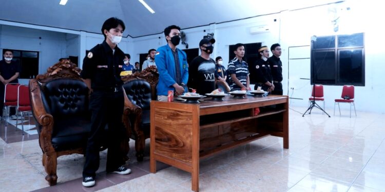 PP-KPMP Buka Secara Resmi Palantikan Dan Rapat Rerja KMP Universitas Dipa Makassar