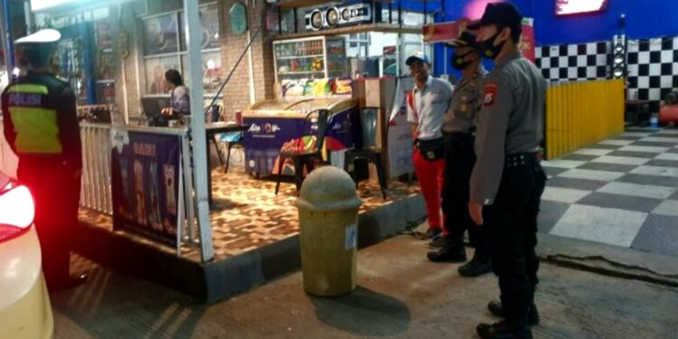 Patroli malam Polsek Watang Sawitto,  Sebagai Wujud Pencegahan Tindak Kriminal Dimalam Hari