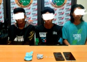 Sedang Bersantai, Tiga Pria di Amankan Satnarkoba Polres Luwu