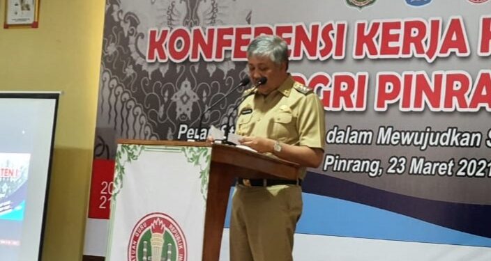 Buka Konkerkab PGRI, Bupati Pinrang Harap Program Kerja Sejalan Dengan Pelaksanaan Pembangunan di Kabupaten Pinrang