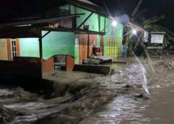 Banjir Bandang di Sertai Lumpur Menerjang Satu Desa di Kabupaten Sigi