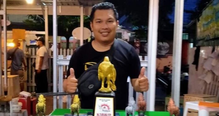 Warga Pinrang Raih Juara di Kontes Seni dan Kecantikan Ayam Serama Se-Sulsel