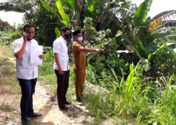 Camat Cempa Dampingi Tim Kementrian PUPR Tinjau Lokasi Pekerjaan Penguatan Tanggul Sungai Bakoko