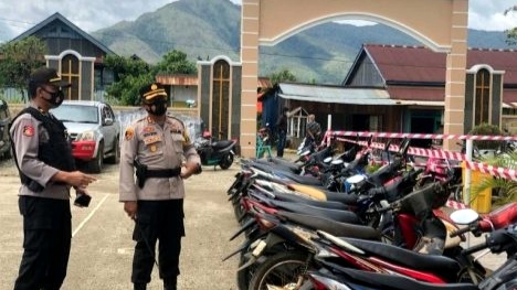 Kapolres Luwu Timur Pantau Kegiatan Keagamaan, Pastikan Keamanan Masyarakat Yang Sedang Menjalankan Ibadah