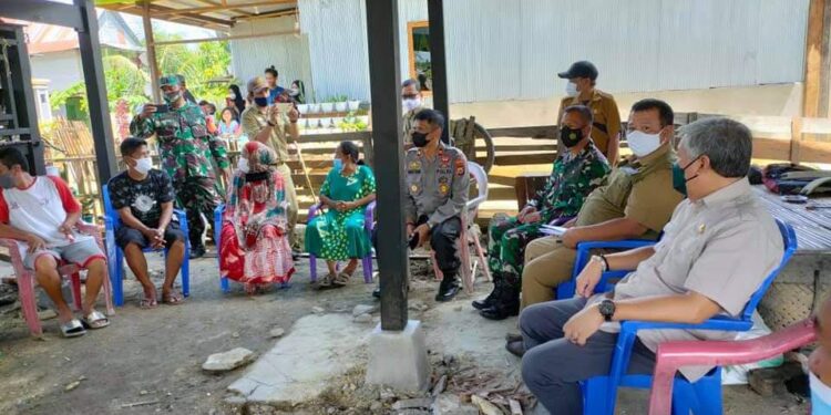 Korban Bencana Angin Kencang Dapat Bantuan Dari Pemerintah Kabupaten Pinrang