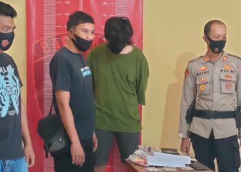 Tersangka Pembobol ATM Pukul Wartawan