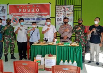 Kapolsek Lembang Bersama Muspika Lakukan Monitoring dan Koordinasi Posko PPKM