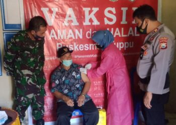 Vaksinasi Tahap IV di Kecamatan Lembang, Sasar kelompok Lansia Dan Pelayan Publik