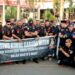 Hikmah Ramadhan, Ratusan Anggota Body Guard Legend Kiwal Garuda Hitam Turun ke Jalan Berbagi Takjil