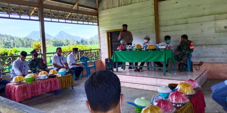 Iptu Bakri, Hadiri Pesta Adat Untuk Pastikan Penerapan Protkes dan Kamtibmas di wilayah Hukum Polsek Lembang