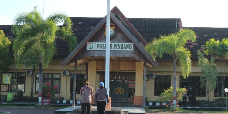 Resmi Menjabat, Wakapolres Muhabar Pimpin Apel Pagi Perdana