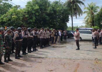 Personel Gabungan TNI Polri, Apel PAM Eksekusi Lahan di Wilayah Kecamatan Paleteang dan Patampanua