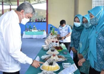Bupati Pinrang Tinjau Lomba Menu Makanan Non Beras