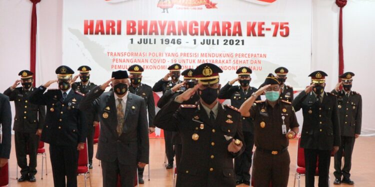 Kapolres Pinrang Bersama Forkopimda Ikuti Upacara Hari Bhayangkara Secara Virtual yang di Pimpin Presiden RI