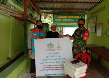 302 Buah Kurma dari Kerajaan Arab Saudi di Bagikan Gratis