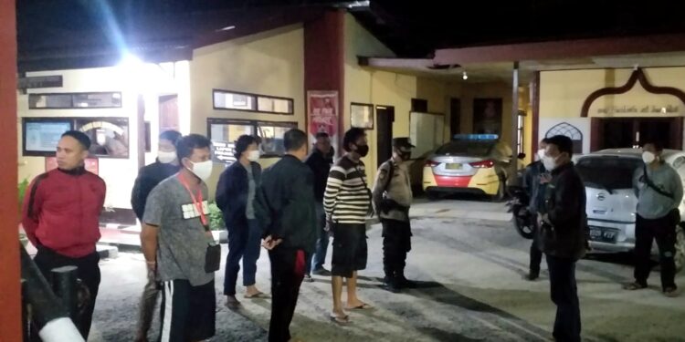 Beri Rasa Aman Dan Pastikan Protkes Polsek Urban Watang Sawitto Gelar Operasi Cipkon