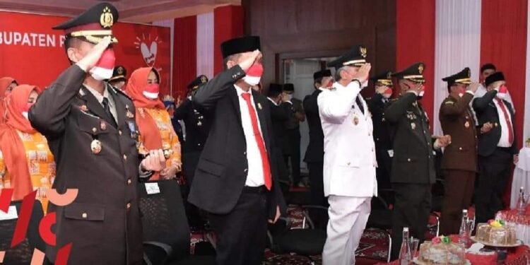 Bupati Pinrang Bersama Forkopimda Mengikuti Upacara Detik-detik Proklamasi Kemerdekaan RI Ke-76 Secara Virtual