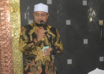 Plt Gubernur Sulsel Melaksanakan Shalat Jumat Berjamaah di Mesjid Almumawir Pinrang