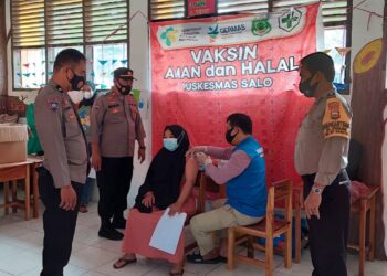 Tidak Kenal Lelah, Polsek Urban Watang Sawitto Lakukan Pemantauan Pemberian Vaksin Kepada Masyarakat
