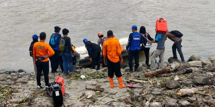 Bocah Perempuan Hanyut di Enrekang, Penyisiran Sampai ke Kabupaten Pinrang