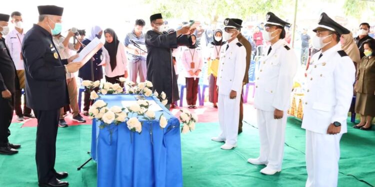 Bupati Pinrang Lantik Kades Terpilih