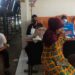 Demi Mencapai Target Nasional, Kalpolsek Mattiro Bulu Bersama Forkopinca Gunakan Sistim Mobile Dalam Pemberian Vaksin