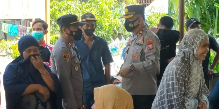 Wakapolres Pinrang Pantau Langsung Pemberian Vaksin di Wilayah Hukum Polsek Mattiro Bulu