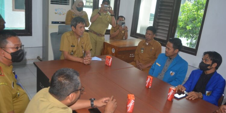 Sekda Pinrang Terima Audiens Pengurus Komite Nasional Pemuda Indonesia