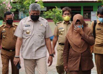 Pembelajaran Tatap Muka, Bupati Turun Inspeksi Mendadak Dibeberapa Sekolah Dikabupaten Pinrang