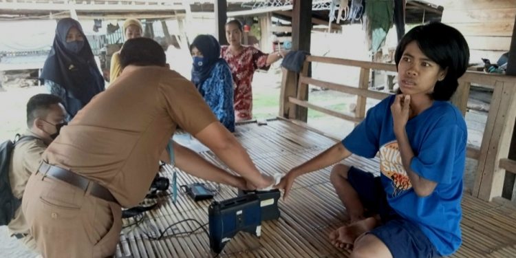 Dapat Laporan Masyaraka, Tim CDR  Dukcapil Pinrang Langsung Turun Kelapangan