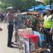 Beri Rasa Aman dan Nyaman Kepada Warga, Personel Gabungan Lakukan Pengaturan Lalin dan Patroli Dalam Pasar Sentral Pinrang
