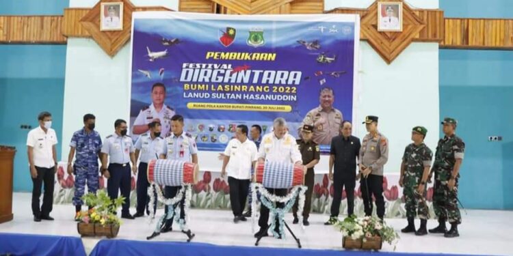Danlanud Hasanuddin Membuka Secara Langsung Festival Dirgantara Bumi Lasinrang