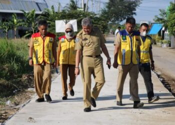 Andi Irwan Hamid Turun Meninjau Langsung Pengerjaan Beberapa Ruas Jalan di Kabupaten Pinrang