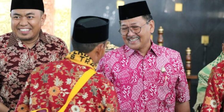 Pemerintah Kabupaten Pinrang Memberangkatkan Imam dan Guru Mengaji Untuk Melaksanakan Ibadah Umroh