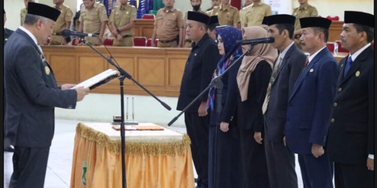Andi Irwan Hamid Melantik Sejumlah Pejabat Pimpinan Tinggi Pratama, Administrator dan Pengawas Lingkup Pemerintah Kabupaten Pinrang