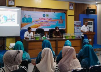 Hj. Andi Sry Widiyati Irwan Hadiri Sosialisasi Kartu Identitas Anak Yang Diselenggarakan Oleh Disdukcapil Pinrang