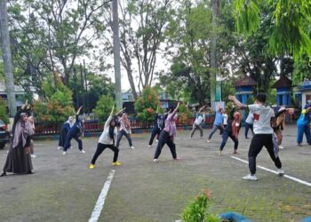 Meningkatkan KebugaranTubuh Dan Kesehatan Pegawai, Disdukcapil Pinrang Rutin Berolahraga