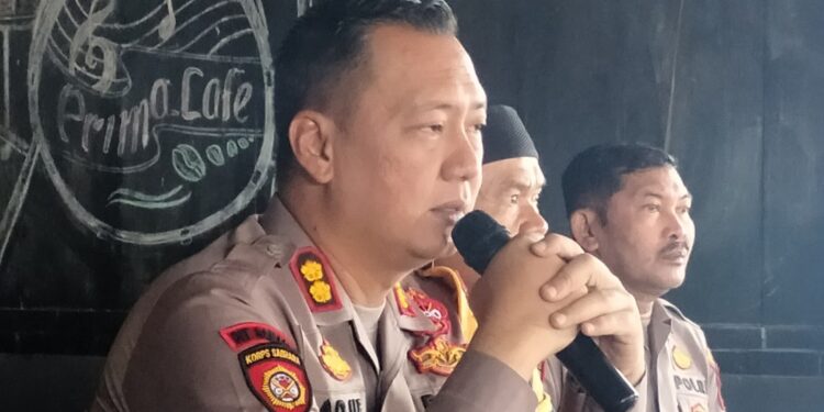 Jum’at Curhat,  Kapolres Soppeng:  Sinergitas Dan Support Insan Pers Merasakan Nuangsa Kekeluargaan