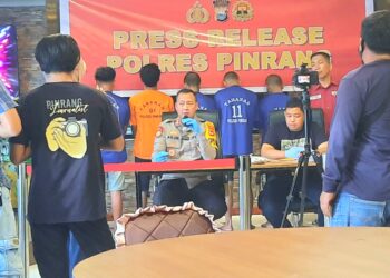 Kapolres Pinrang Pimpin Pres Release Kasus Pembunuhan, Curanmor, Curat Dan Pemerkosaan