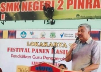 Bupati Pinrang Didampingi Andi Matjtja Moenta Membuka Lokakarya 7 Festival Panen Hasil Belajar Pendidikan Guru Penggerak Angkatan 6