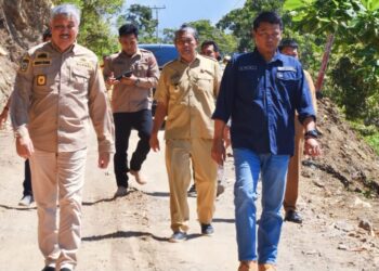 Bupati Pinrang Tinjau Pembangunan Ruas Jalan dan Jembatan Poros Letta Kariango
