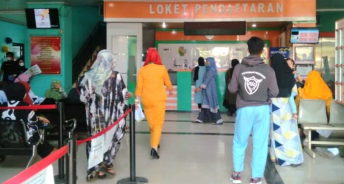 RSUD Lasinrang Pinrang Selalu Memberi Pelayanan Prima Kepada Masyarakat Dengan Motto Senyum, Salam dan Sapa