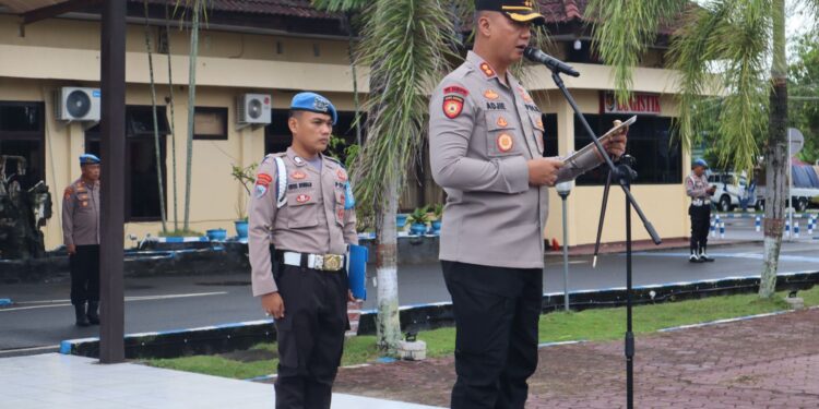 Kapolres Pinrang Dalam Apel Pagi: Personel Dalam Melaksanakan Tugas Harus Penuh Tanggung Jawab Disertai Keihklasan
