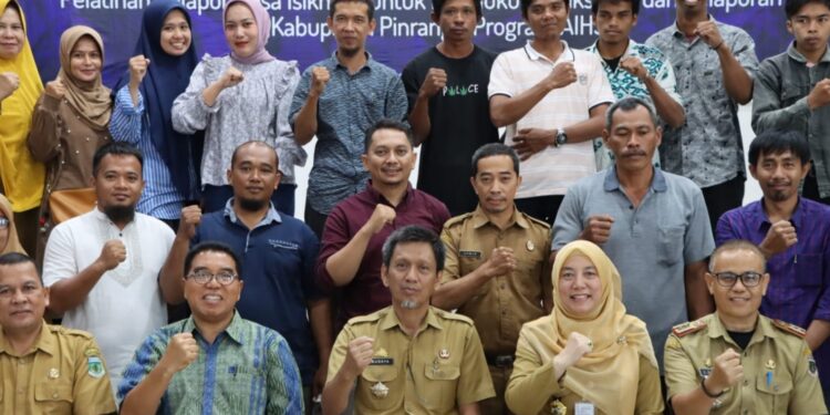 Sekda Pinrang Membuka Langsung Pelatihan Pelopor Desa Sistem Informasi Kesehatan Hewan Nasional