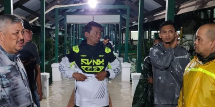 Intesitas Curah Hujan Yang Tinggi Tak Mengurangi Semangat Petugas RSUD Lasinrang Dalam Memberikan Pelayanan Prima