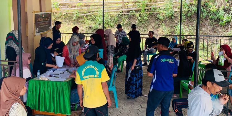 Hari Libur Bukan Penghalang Untuk Disdukcapil Pinrang Dalam Memberikan Pelayanan Kepada Masyarakat