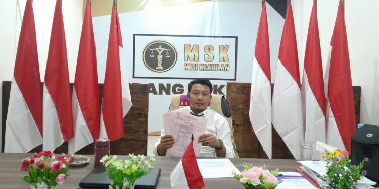 Pengacara Kondang Asal Makassar Tabrak Haji JM Terduga Mafia Kendaraan Bodong di Kaimana Papua, Dipolisikan