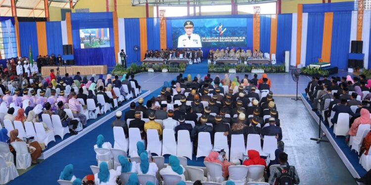 Puncak HUT Kabupaten Pinrang Ke-64 Berlangsung Dengan Meriah